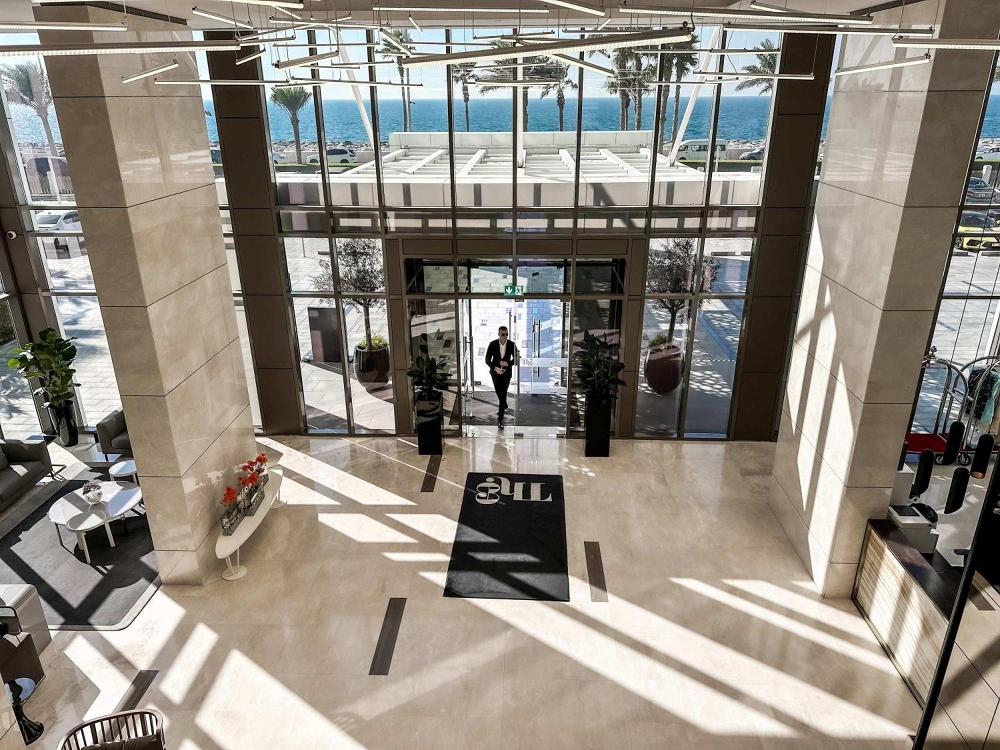 Spacious Beachfront 2 Bedroom Apartment - The 8 Dubaï Extérieur photo